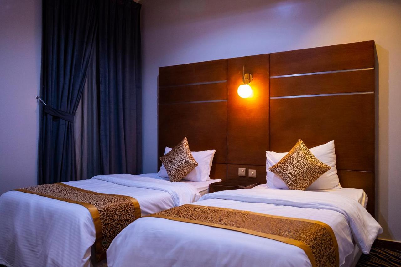 Ahlin Suites Riyadh Bagian luar foto