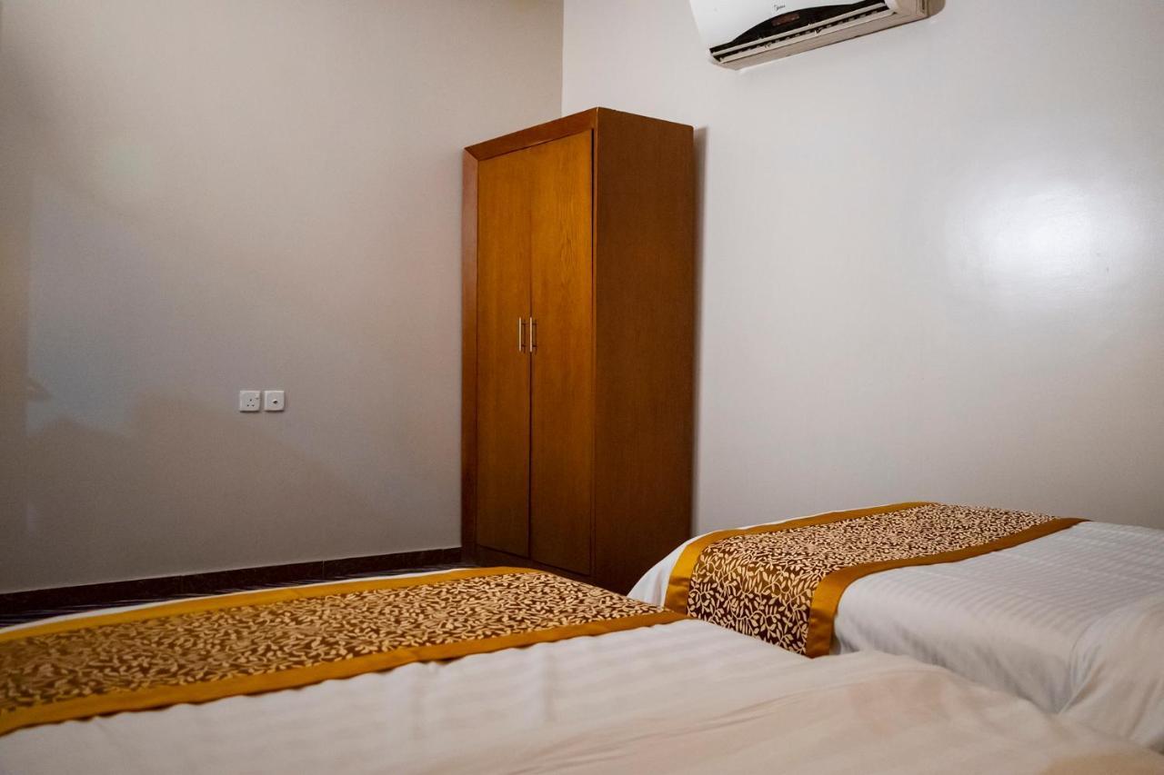 Ahlin Suites Riyadh Bagian luar foto