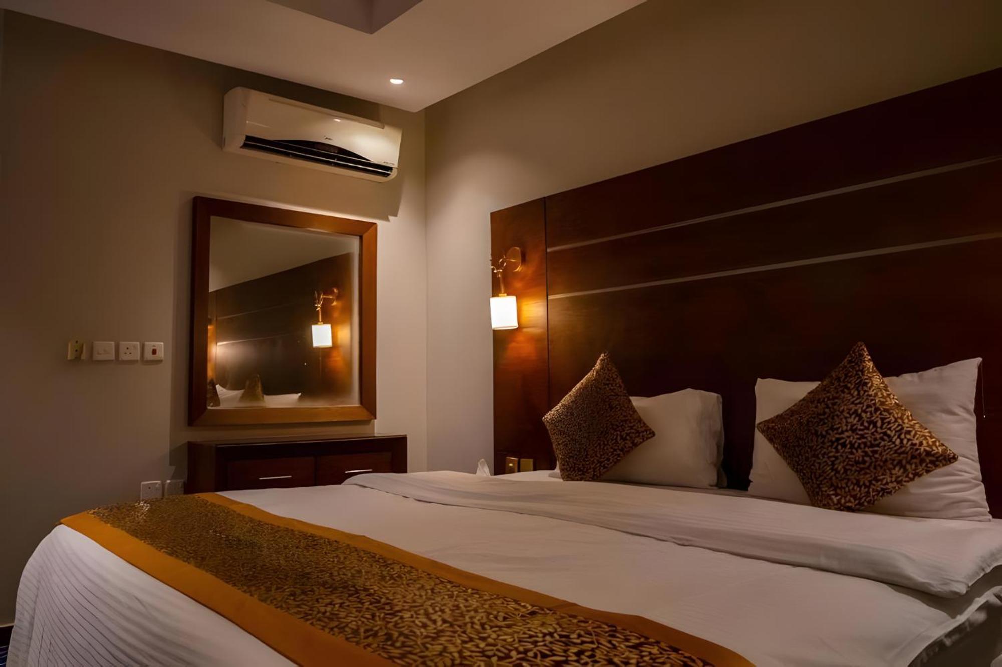 Ahlin Suites Riyadh Bagian luar foto